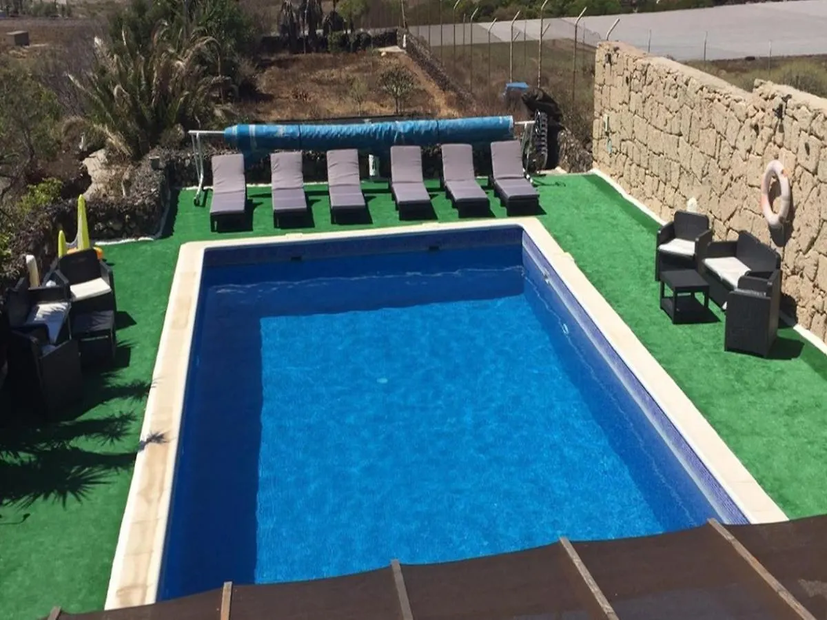 Finca Toredo Large Heated Pool,Hot Tub,Bar/Games Room,Gym,Cave, Free Wifi Atogo Villa