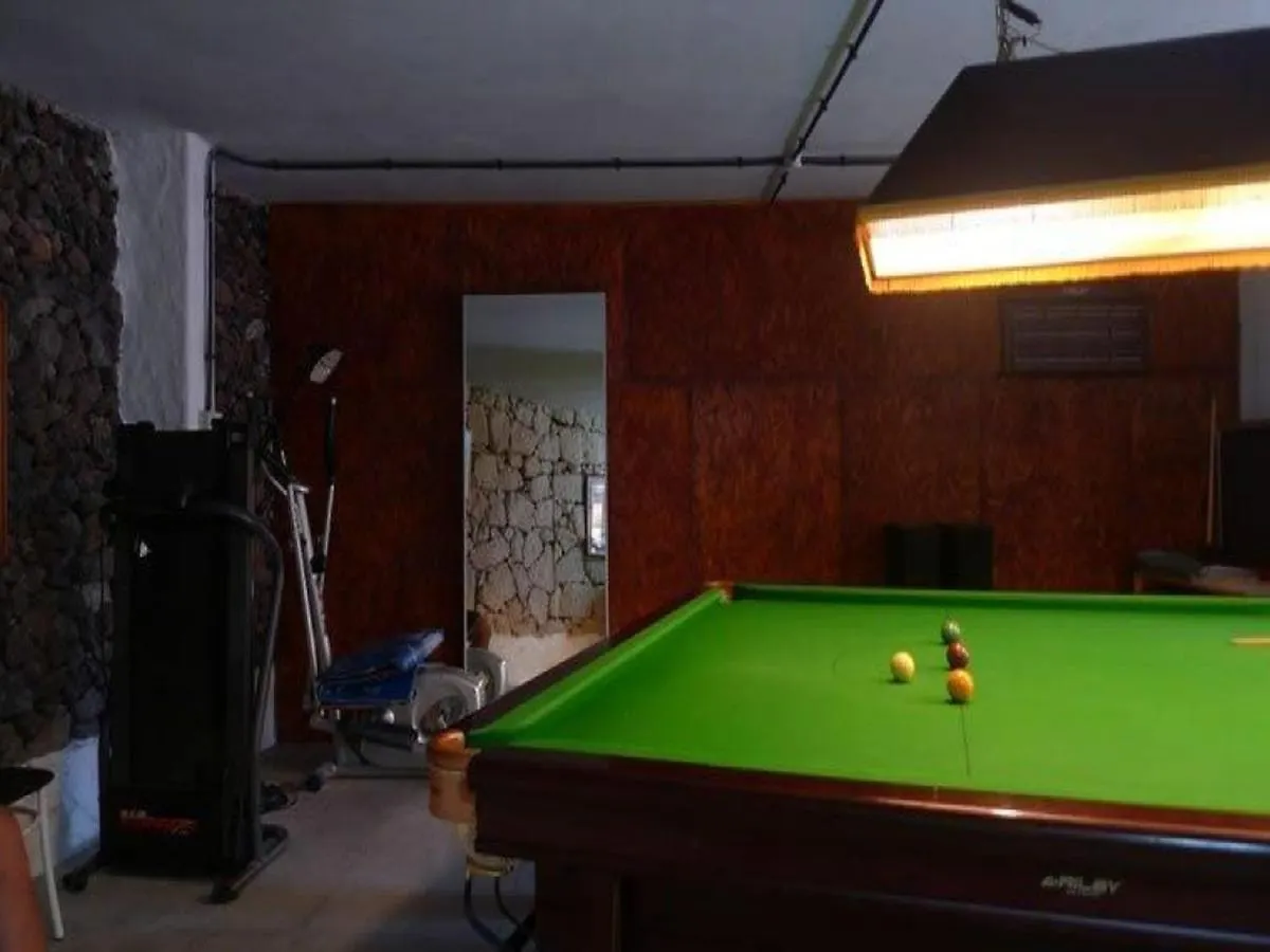 Finca Toredo Large Heated Pool,Hot Tub,Bar/Games Room,Gym,Cave, Free Wifi Atogo Villa