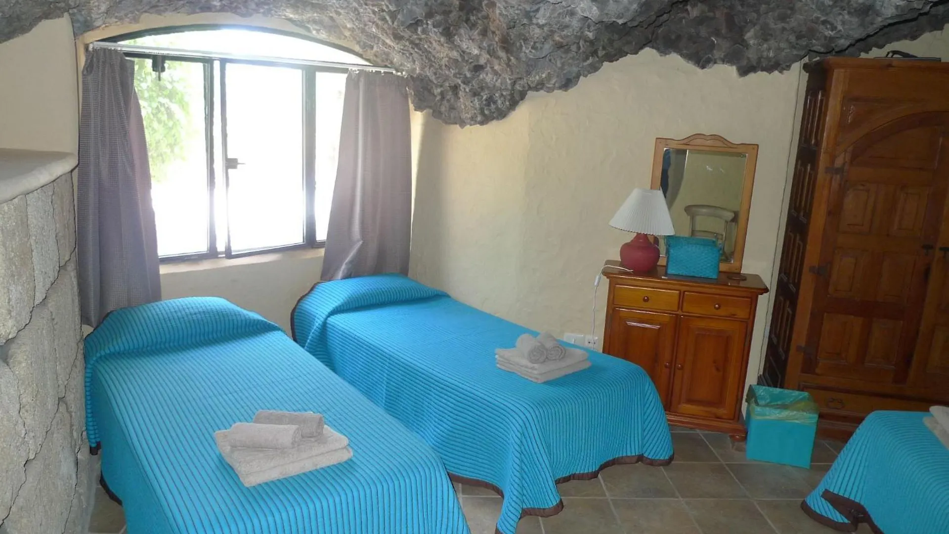 Villa Finca Toredo Large Heated Pool,Hot Tub,Bar/Games Room,Gym,Cave, Free Wifi Atogo