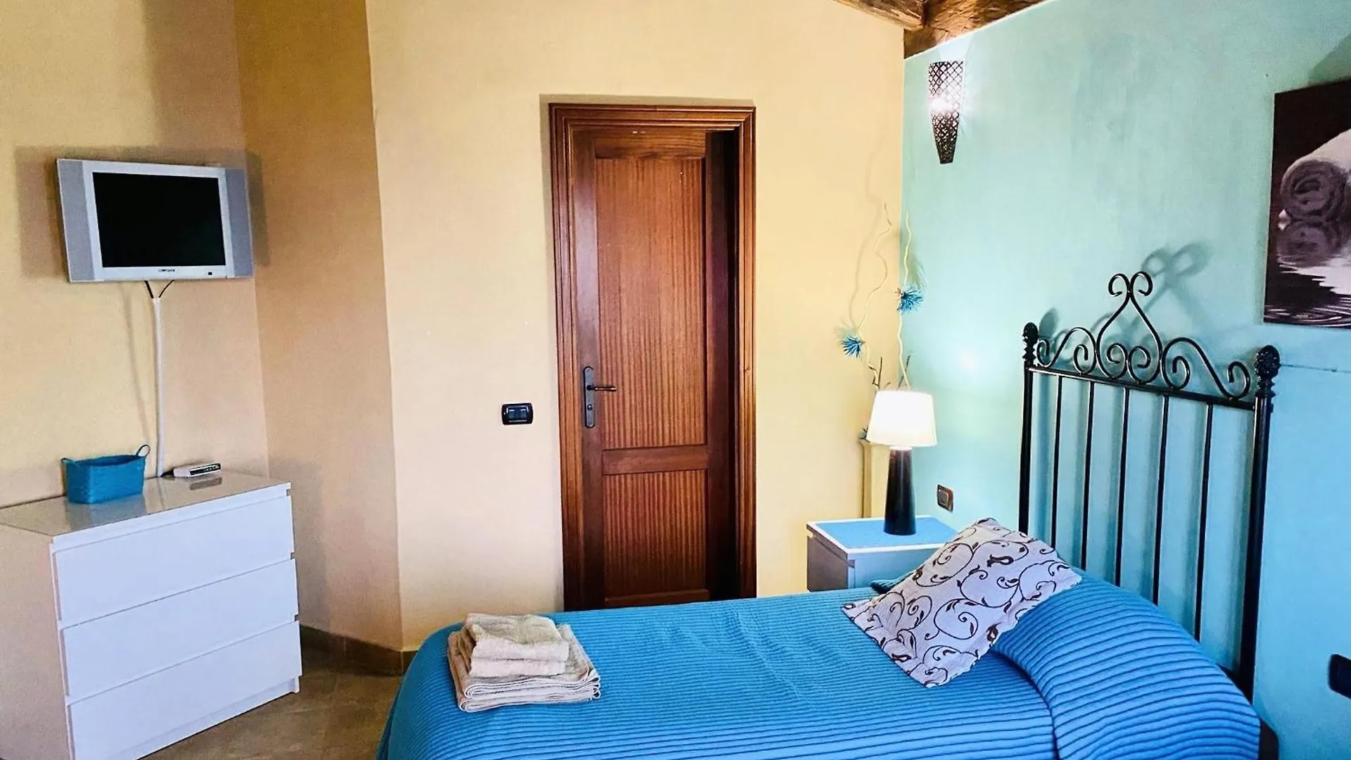 Finca Toredo Large Heated Pool,Hot Tub,Bar/Games Room,Gym,Cave, Free Wifi Atogo Spanje
