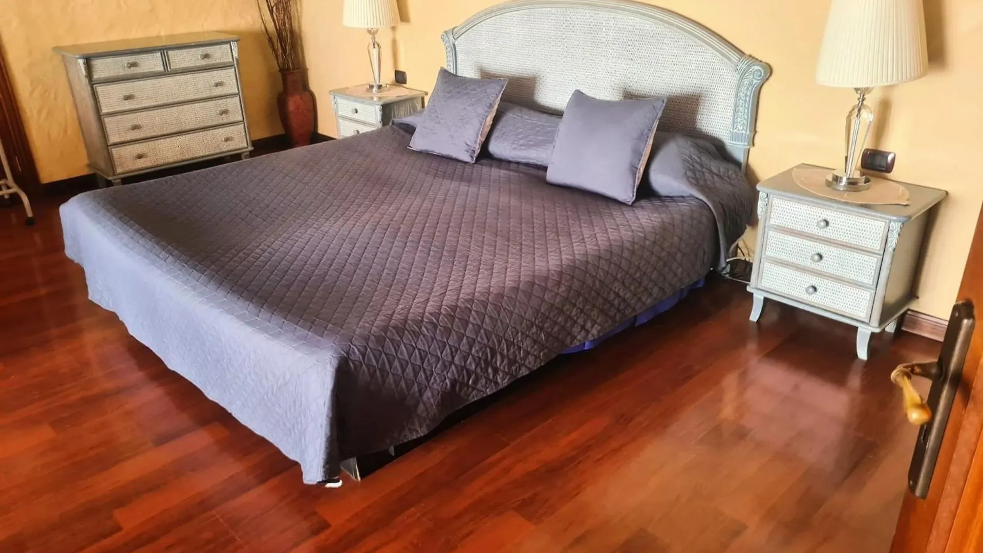 Finca Toredo Large Heated Pool,Hot Tub,Bar/Games Room,Gym,Cave, Free Wifi Atogo Villa