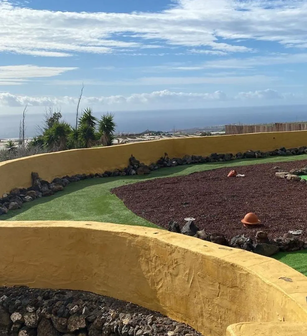 Finca Toredo Large Heated Pool,Hot Tub,Bar/Games Room,Gym,Cave, Free Wifi Atogo 0*,