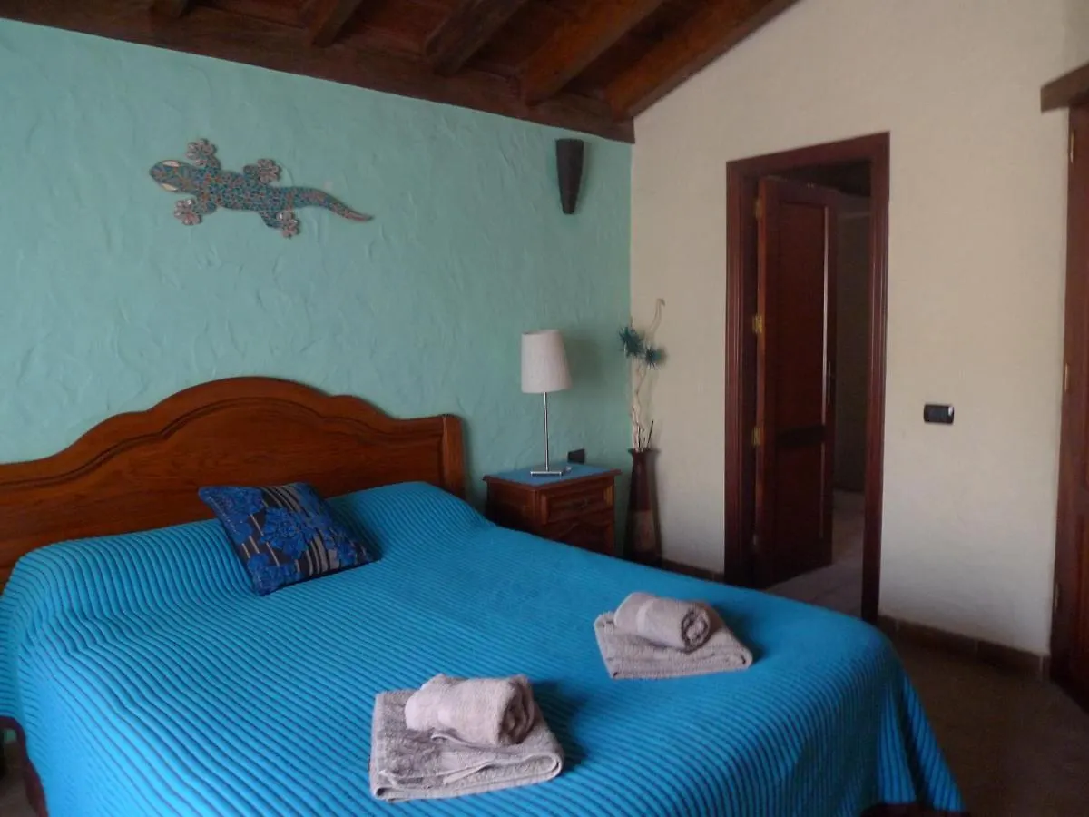 Finca Toredo Large Heated Pool,Hot Tub,Bar/Games Room,Gym,Cave, Free Wifi Atogo Villa