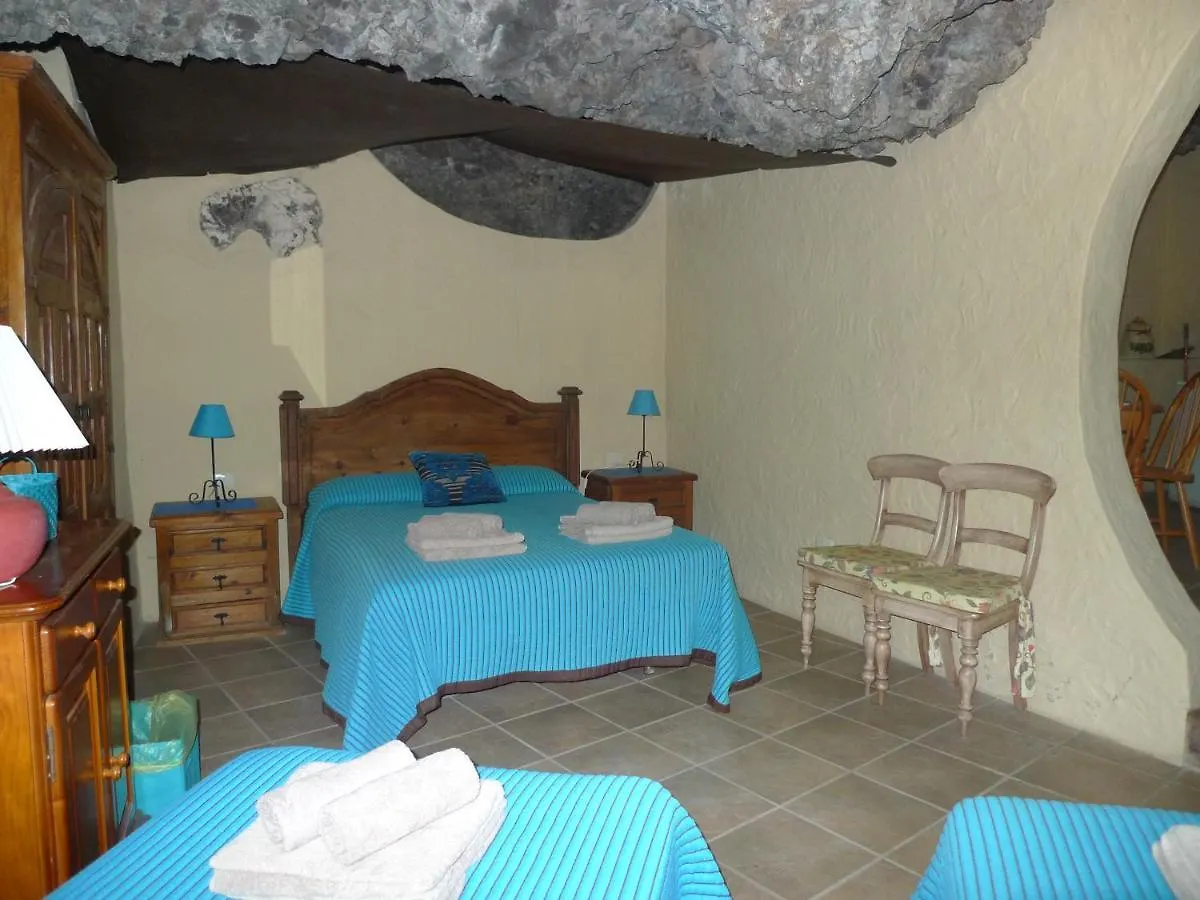 Finca Toredo Large Heated Pool,Hot Tub,Bar/Games Room,Gym,Cave, Free Wifi Atogo Villa