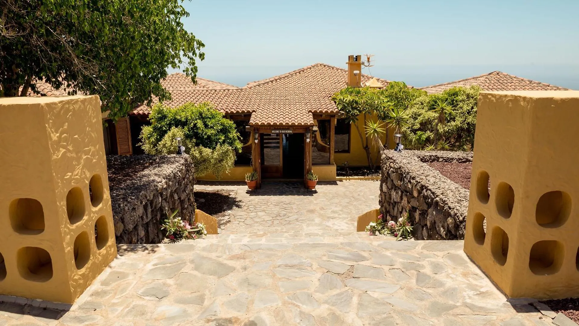 Villa Finca Toredo Large Heated Pool,Hot Tub,Bar/Games Room,Gym,Cave, Free Wifi Atogo